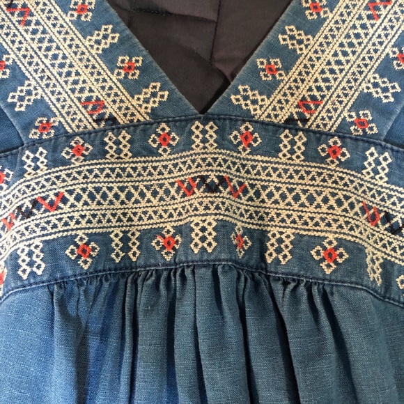 Madewell embroidered smock top, size 6 - Picture 2 of 6